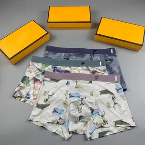 Mens biancheria intima Shorts Shorts Shorts Ice Silk in estate Ultra-sottile popolare fenditura sciolta.