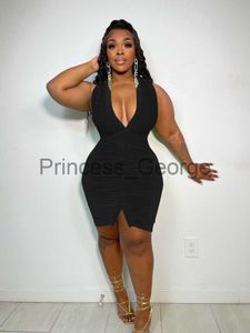 Plus Size Sleeveless Short Summer Dress with V-Neck and Tight Detail - Streetwear plus size womens clothing for Women - Wholesale Bulk Dropshipping (X0625)