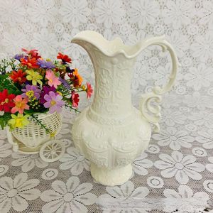 Vasi French Cream Britney Rilievo tridimensionale Vaso per la casa in ceramica Decorazioni creative per il soggiorno