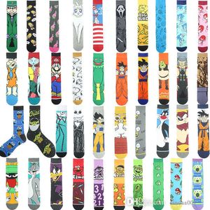 Neue Mode Baumwolle Cartoon-Muster Anime Socken Für Männer Und Frauen Gerade Bord Paar Socken Mid Sleeve 38CM