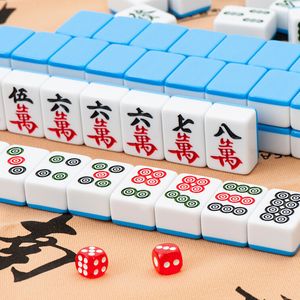 パズルミニマジョンズボードゲームセット144pcsタイルクラシック伝統的な中国のドミノトラベルピンク230621