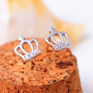Stud Earrings 18K Gold Plated Stud Earrings Classic Princess Crown Crystal Stud Designer Zircon Earrings Women Fashion Luxury Jewelry