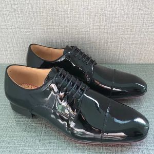 Neueste italienische schwarze Lacklederschuhe für Herren, luxuriöse Abendschuhe, klassische Derbys, Hochzeitsschuhe in Übergröße 38–47