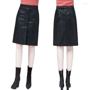 Saias PU Skin Skirt Feminino Primavera Outono Preto All-Match Cintura Solta Bolsa Midi Dividida no Quadril Garfo A Word Senhoras