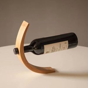 Tisch-Weinregale, magische Bambus-Hänge-Weinregale, nordische minimalistische Llines, kreative handgefertigte Restaurant-Bar-Ständer, Halterung, Ausstellungsstand 230625