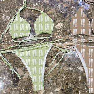 Bikini da donna di lusso Costumi da bagno Reggiseni da spiaggia in velluto Slip con cravatta Comodo intimo sportivo senza ferretto Mutandine con reggiseno sportivo