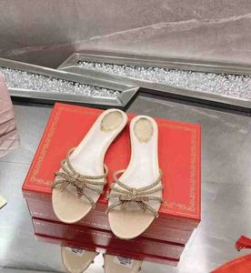 Renes Clippy Crystal Empelled Leather Flat Sandal Summer Slipper Top Designer Kvalitet Kvinnor Sandaler glider Öppet Toe Luxury Brand med ruta 35-43