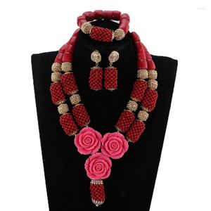 Halskette Ohrringe Set wunderschöne rote Koralle afrikanische Perlen Schmuck Blume Lätzchen Statement für Bräute nigerianische Frauen Schmuck CNR914