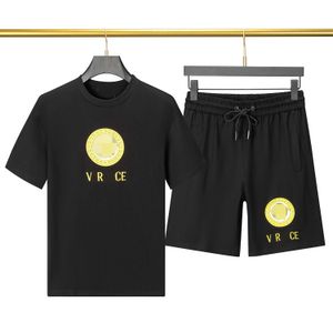 Set sportivo da uomo T-shirt con pantaloncini stampati ricamati con lettera di marca di lusso di design di alta qualità