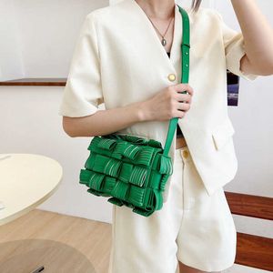 Omuz Çantaları Kadın Çanta Yaz Çantası Kadın Çantası Moda Trendi Dokuma Kore Versiyonu Crossbody Çanta Tasarımcı Çanta Tote
