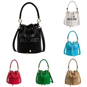 Tote Bucket Bag Handväska Luxury Tote Pull Stängning DrawString med axelband Designer Koppling Hinkar Topphandtaget Satchel Crossbody Väskor