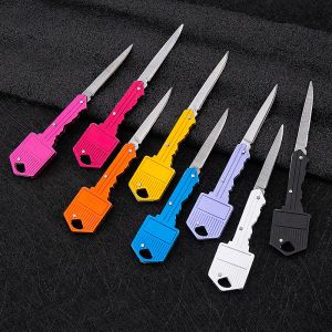 Självförsvar Keychains Designer Kniv Keychain Mini Pocket Knives Rostfritt Folding Kniv Knyckelkedja Utomhus Camping Huntical Tactical