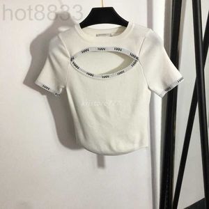 女性のTシャツデザイナー女性ティーベストニットTシャツトップ