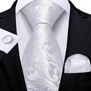 Gravatas borboletas brancas florais 2023 elegantes abotoaduras masculinas conjunto de gravatas de seda para homens festa de casamento negócios moda marca alta gravata