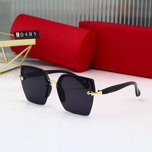 Wholesale of new square big face sunglasses female Four-leaf clover printing anti ultraviolet fashionable glasses male
