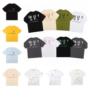 Men's designer t-shirts letters Print short-sleeved women's tee summer popular Graphic print Shorts casual loose shirts Set tops high street loose tshirts Set