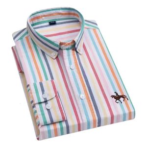 Camisas Masculinas Casuais Plus Size 7XL Algodão Oxford Manga Longa Bordado Cavalo Sem Bolso Camisa Social Listrada Masculino 230625