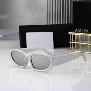 Damens lyxdesigner av högsta kvalitet Sun Glasögon överdimensionerade kvinnors solglasögon Polariserade vita ramar Attitydfall Vintage 32050