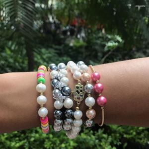 Bangle wiele białych koralików Pearl Pearl Drut Miedziany Złote Otwarte Bracelet mankietów dla kobiety codziennie ręcznie biżuteria