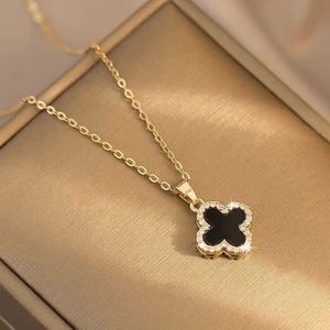 2023 Van SterlingSier doublesided Black Fourleaf Necklace Womens Fashion 2つのラッキークローバークラビクルチェーンKH88