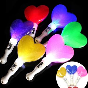 100pcs Heart Shape LED Heart Stick Glow in the Dark Wedding Decoration Flashing Light Sticks Wand Concert Event Party Supplies SN4403