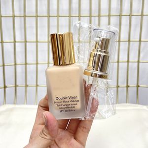 Double Wear Liquid Foundation 4 Farben 1c1 1w1 1w2 2co Cosmetics 30ML SPF10 Matte Cream Foundation Makeup kostenloser Einkauf