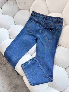 Herr jeans designer 2023 nya pantalones vaqueros para hombre ren bomull tvättade gamla leggings blå triangel designer byxor m8qi