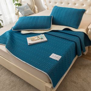 Conjuntos de roupa de cama capa de cama de seda gelada dobrável e respirável com elástico para dormir fronha Tailândia látex EasyToClean 230626