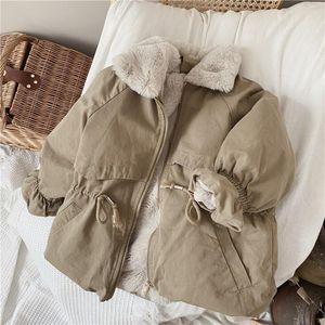 Ceketler Bebek Erkek Haki Kuzu Yün Karışımı Parkas Ceket Sonbahar Kışlık Mont Kürk Kızlar için Sevimli Sıcak Ceket Çocuk Snowsuit Moda 230627