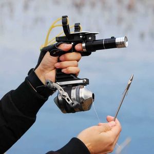 Bow Arrow New Fishing Set Slingshot Hunting Catapult Suit Outdoor Shooting Fishing Reel + Darts Protective Gloves Ficklight ToolShkd230626