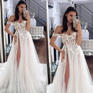 Abiti da sposa Boho A Line per la sposa Abiti da sposa con spalle scoperte Appliques Abito da sposa Corpetto in osso Spacco Abiti da sposa firmati lunghi