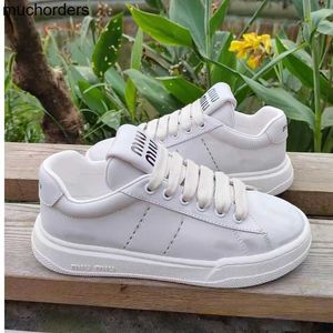 Sapatos Femininos 2023 Novo Genuine Western Style mius Heel Outwear Outwear Student Edition Outdoor Sports Casual Little White Shoes