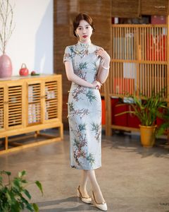 Etnisk kläder dagligen retro tryckt Jacquard Satin kortärmad cheongsam sommar mandarin krage kinesiska kvinnors qipao aftonklänning