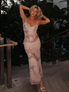 Casual Dresses Boofeenaa Floral Print Semesterklänning Elegant Sexig Summer Outfits For Women Resort Wear Deep V Backless Maxi C69-BI18