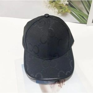 2024 Ball Caps Guuccii Brand Brand Brand Glakees Graffiti Letters Baseball Sun Visor Duck Tongue courbe Brim Men and Women a1