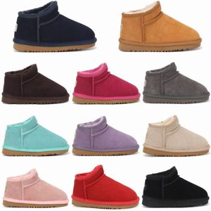 Kinder Australien Klassische Uggi-Stiefel Mädchen Schneeschuhe Designer Kleinkind Kinder Warme Turnschuhe GS Baby Kid Youth Boot Uggitys Wggs Pelz Booties Chestnut Re V6PT #