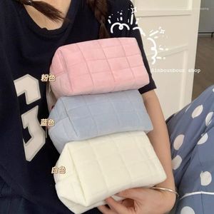 Xiaohongshu e Guoyu Ping Substituição Travesseiro Pen Bolsa Para Meninas Com Grande Capacidade Ins Japonês Simples Alto App
