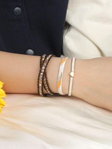 Charm-Armbänder C.QUAN CHI Herz-Armband für Frauen Boho handgemachte Perlen Briaded Schmuck einfache Wrap verstellbare Geschenke
