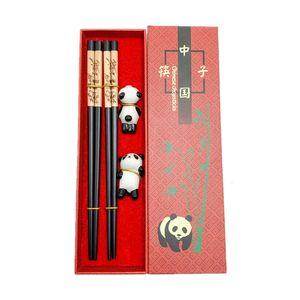Conjuntos de talheres Pauzinhos chineses Talheres Conjunto de talheres Panda feito à mão Caixa de presente de madeira natural Sushi Louça 230627