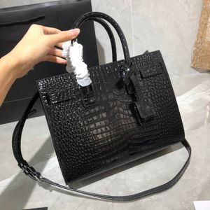 421863 Bolsa feminina clássica Bolsa crossbody de alta qualidade A bolsa de órgão mais elegante A requintada bolsa de ombro com relevo de crocodilo é muito cara