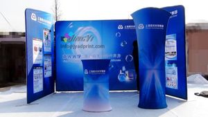 Ez-Tube Stretch-Polyester-Grafik-Display-Banner-Turmständer in 3D-Form