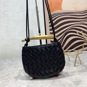 Knitting Genuine Leather Mini Handbags Shoulder Bag Cross body Bags Braid Underarm Hobo Shopping Tote Women Handbag Purse Triangle pattern Lady Wallets