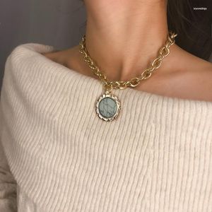 Chains Fashion Jewelry Big Chain Necklace Design Metal Gold Color Round Green Composite Stone Pendant For WomenChains
