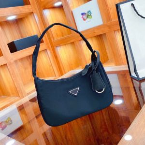 Prad Black Nylon Shoulder Bag Crossbody Ladies Designer Handbags Luxury Handbags Design Clássico Crossbody Ladies Bolsa Carteira Bolsa Axila Bolsa Tendência