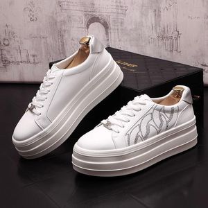 Men's Thick Soles Inside Increasing High Casual Fashion Small White Shoes Korean Version Of The Trend Embroidered Sneakers 1AA1