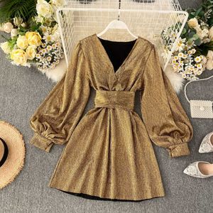 Spring Autumn Women's Bright Color Dress V-neck Lantern Sleeve Gold Silk Lace Retro Female Sexy Party GD205 210611