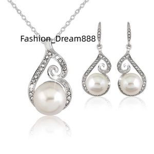 Wholesale 2023 Trendy Fashion Non Tarnish Bridal Waterproof Pearl Earrings Necklace Jewelry Sets For Wedding Indian Woman