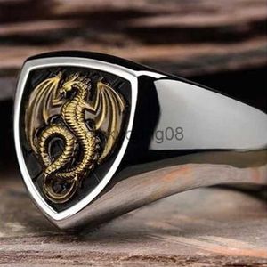 Anéis de banda Anel de dragão de escudo Cor de prata Design de forma de triângulo de marca para coquetel masculino Acessórios de dedo Jóias x0625