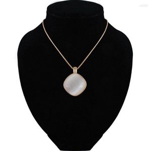 Wisianki Naszyjniki Oświadczenie Rose Gold Big Opal Wiselanty Kręgi Kręgi Choker Naszyjnik dla kobiet Kołnierze prezentu Bożego Narodzenia