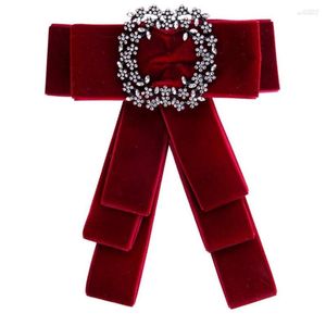 Brooches Fashion Exaggerated Rhinestone Dress Shirt Velvet Pin Bow Tie Collar Jewelry Accessories Wholesale